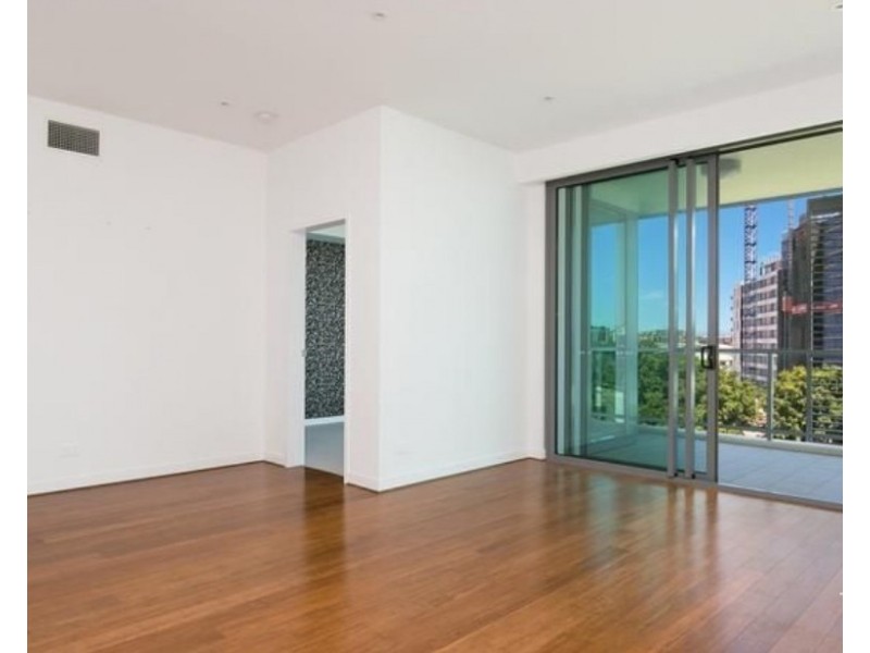 3503/126 Parkside Circuit, Hamilton QLD 4007