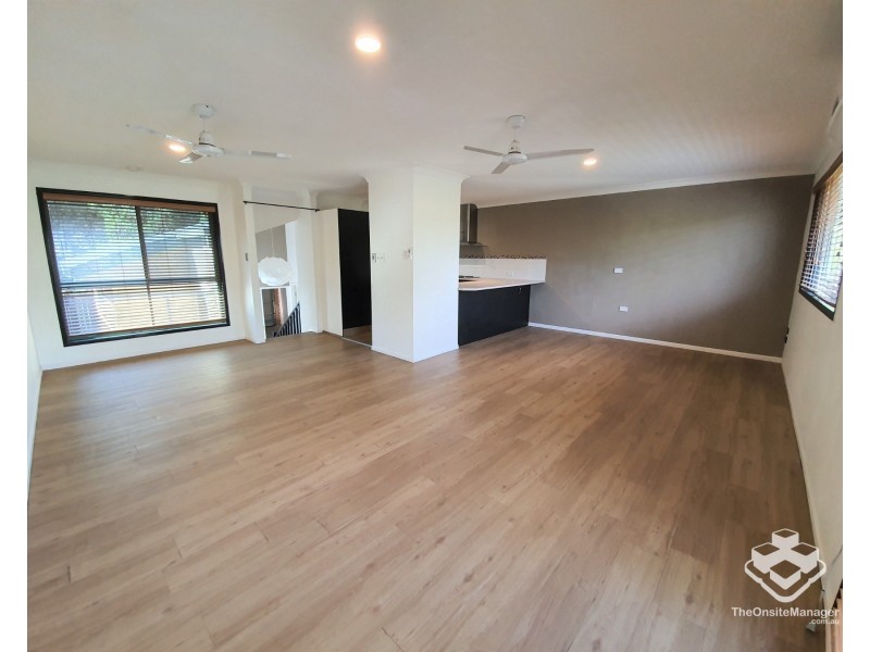 1068/6 Crestridge Crescent, Oxenford QLD 4210