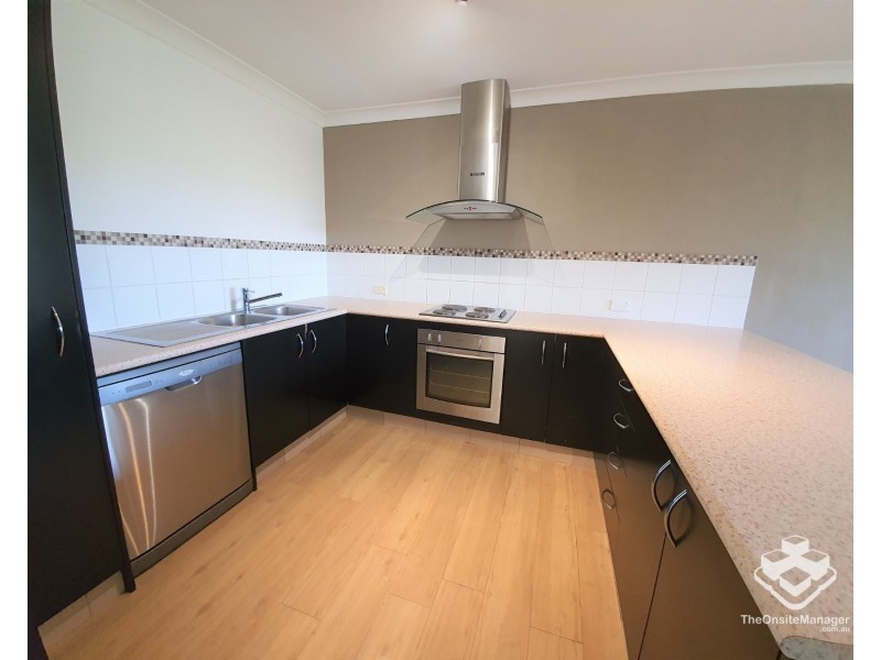1068/6 Crestridge Crescent, Oxenford QLD 4210
