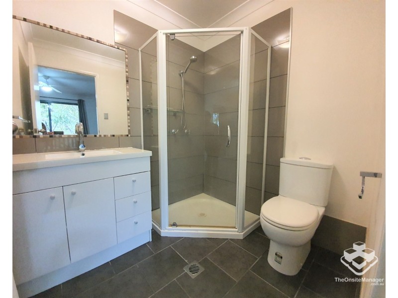 1068/6 Crestridge Crescent, Oxenford QLD 4210