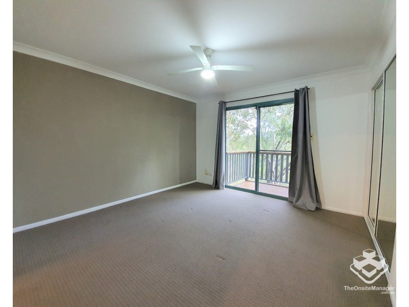 1068/6 Crestridge Crescent, Oxenford QLD 4210