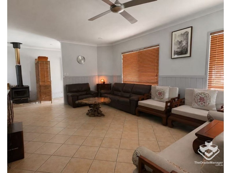 39-41 Kensington Drive, Munruben QLD 4125