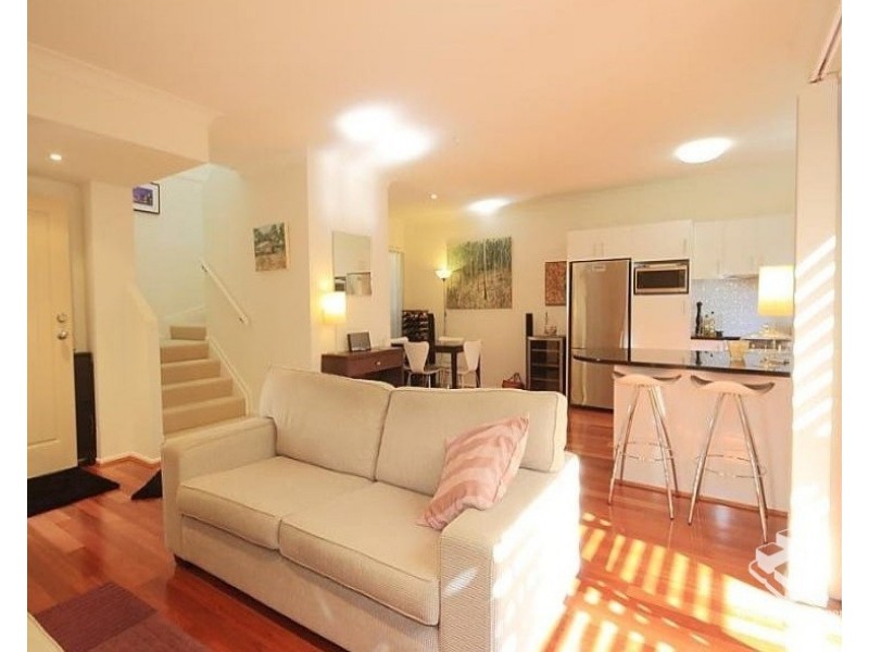 ID:21178779/122 Central Avenue, Indooroopilly QLD 4068