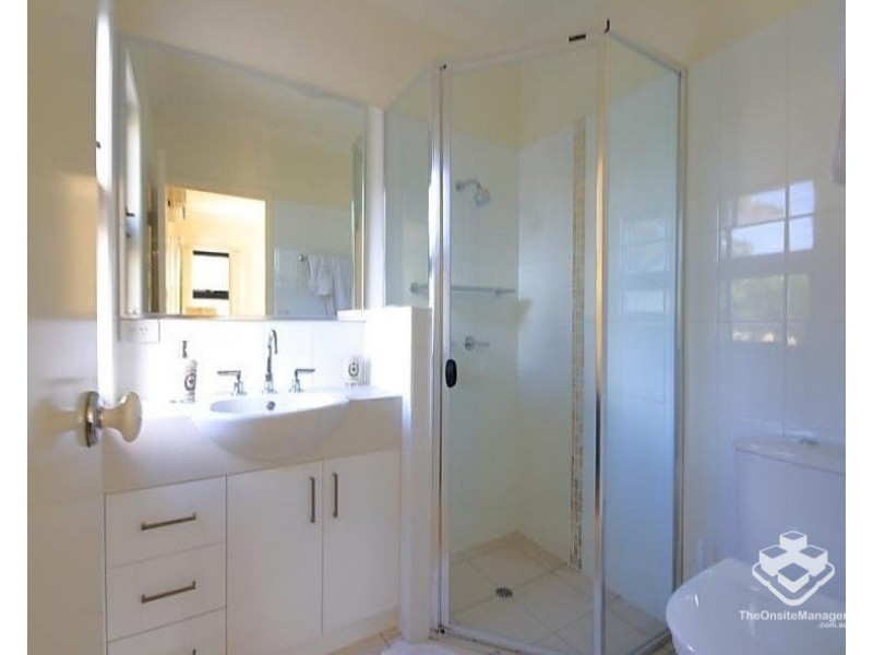 ID:21178779/122 Central Avenue, Indooroopilly QLD 4068