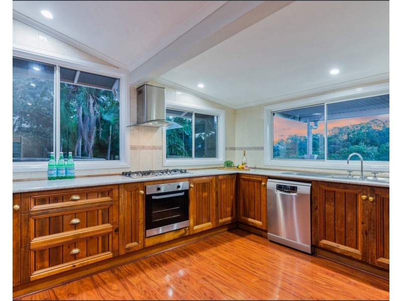 9 Kyewong Court, Pimpama QLD 4209