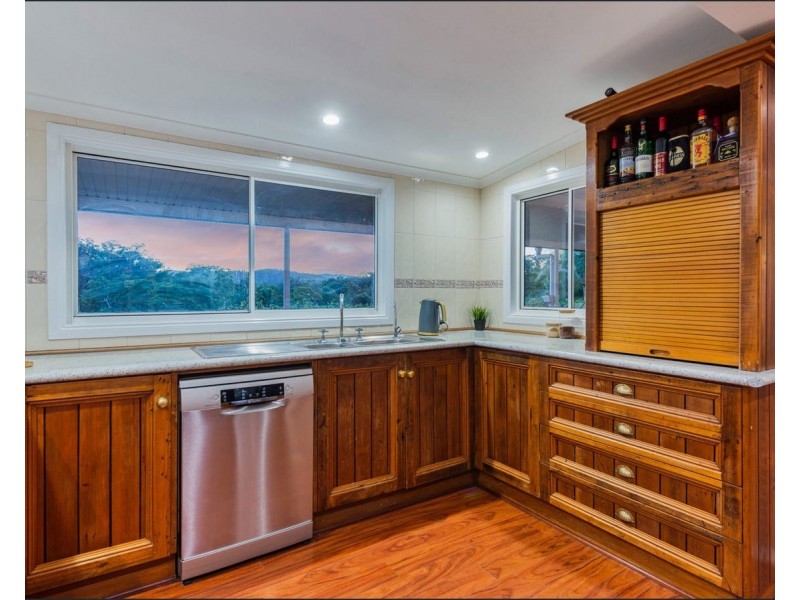 9 Kyewong Court, Pimpama QLD 4209