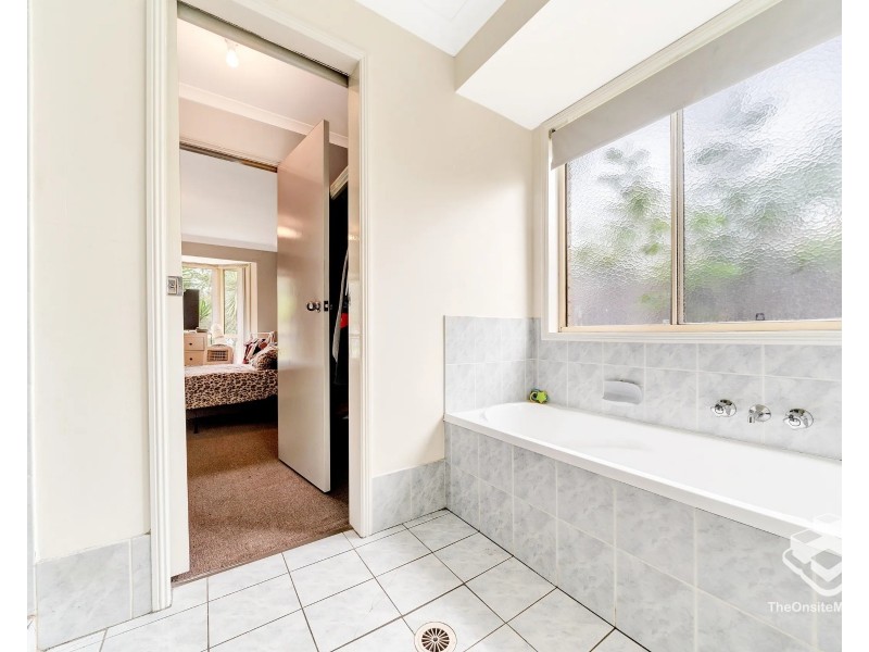 13 Sherbourne Court, Berrinba QLD 4117