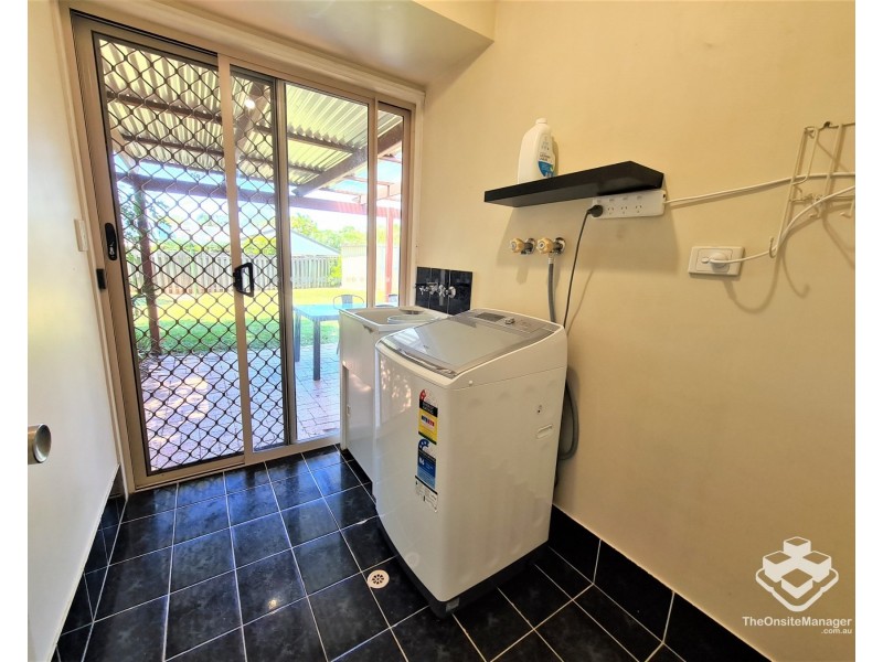 19 Indica Crescent, Regents Park QLD 4118