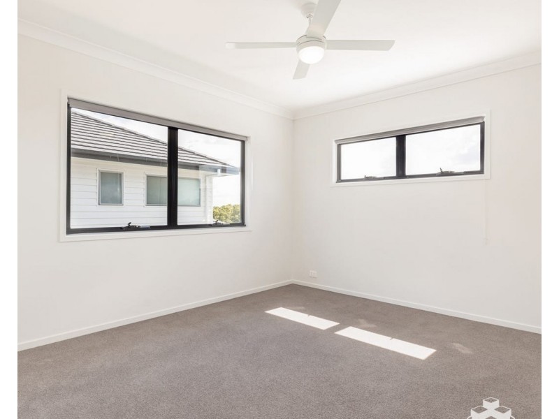 8 Bottlebrush Street, Rochedale QLD 4123