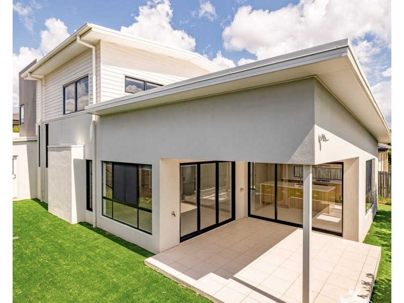8 Bottlebrush Street, Rochedale QLD 4123