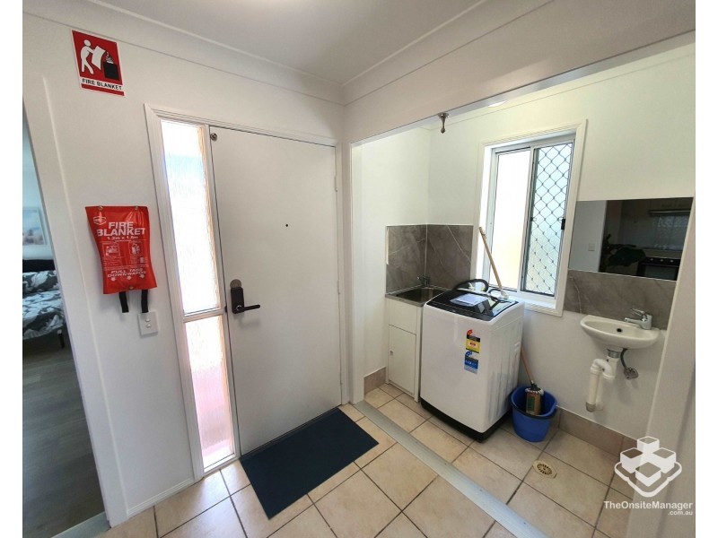 ID:21179029/85 Marble Arch Place, Arundel QLD 4214