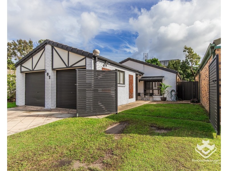 107 River Oak Drive, Helensvale QLD 4212