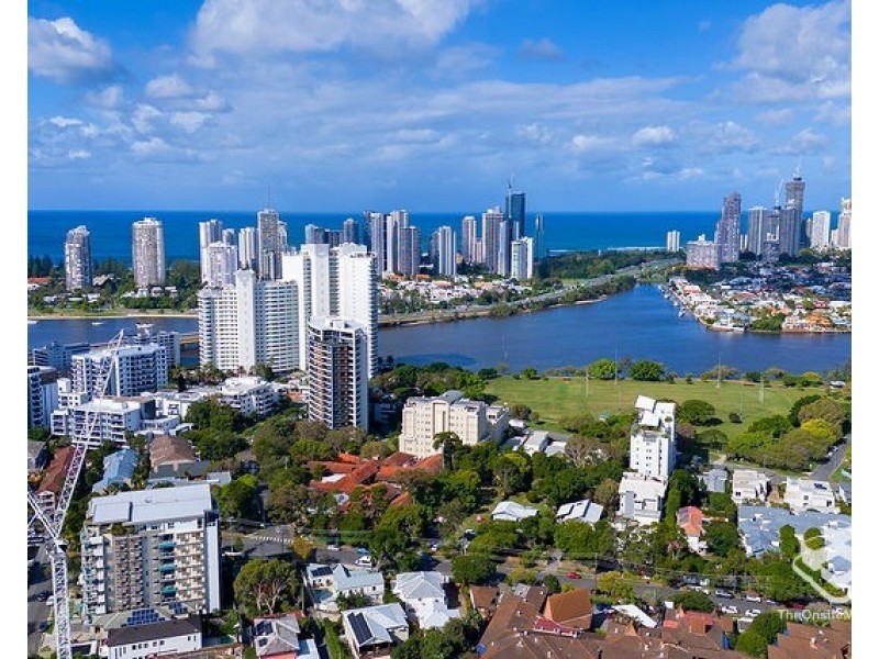 3/34 Bauer Street, Southport QLD 4215