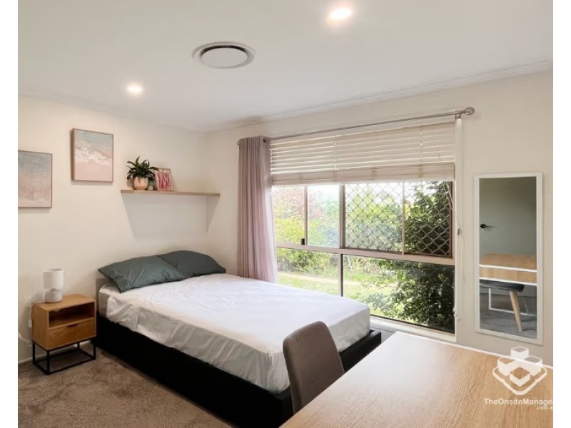 24 Osborne Court, Kearneys Spring QLD 4350