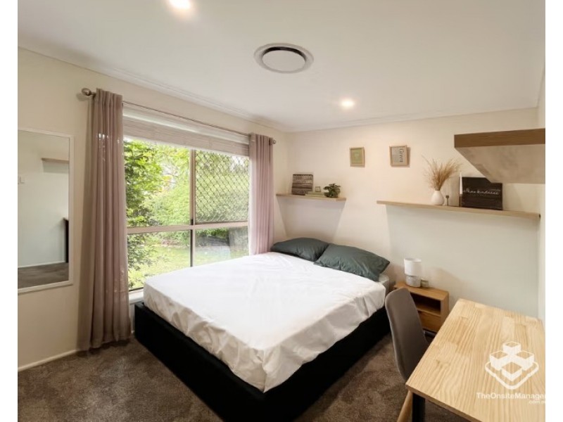 24 Osborne Court, Kearneys Spring QLD 4350