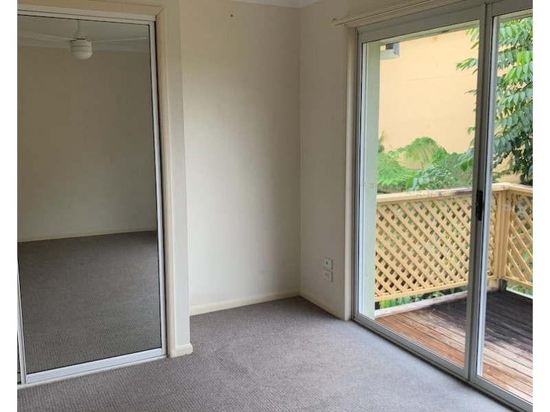 ID:21179244/ 215 Cottesloe Drive, Mermaid Waters QLD 4218