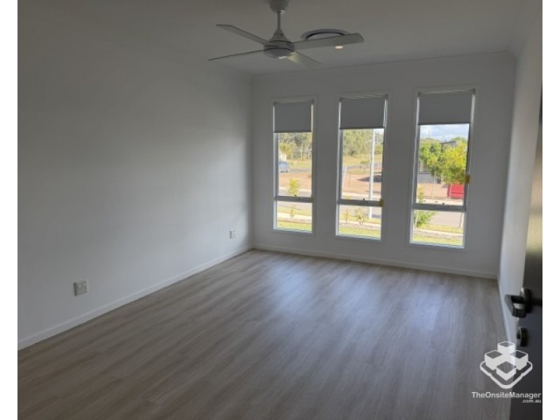 1 Ryan Way, Torquay QLD 4655