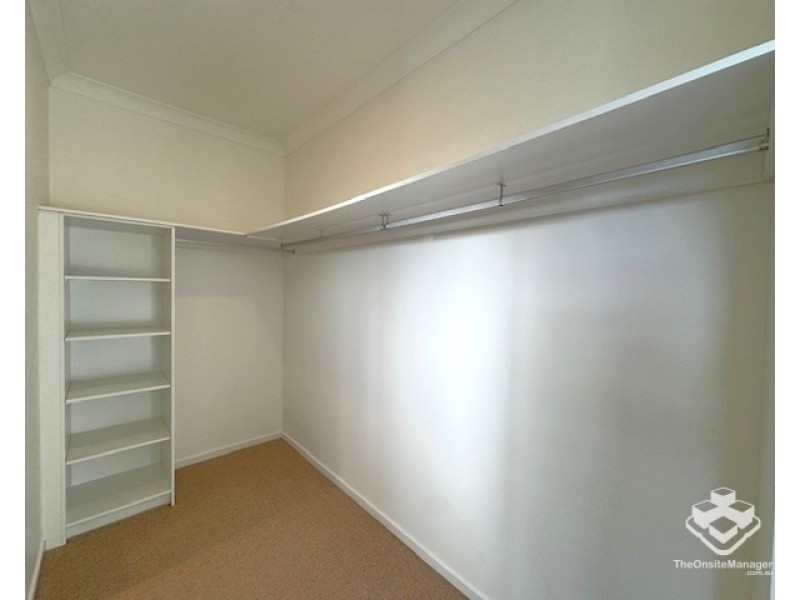 24/3400 Panorama Drive, Carrara QLD 4211