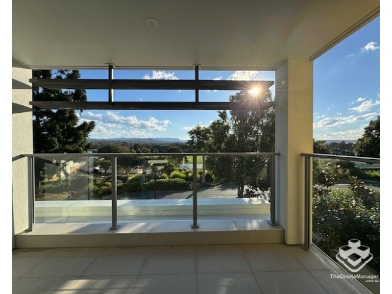 24/3400 Panorama Drive, Carrara QLD 4211