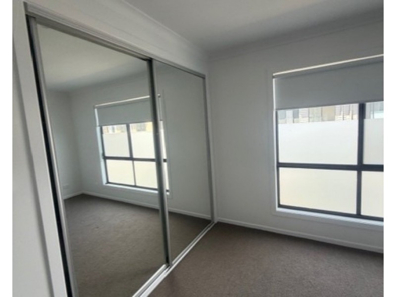 ID:21180009/61 Railway Parade, Nudgee QLD 4014