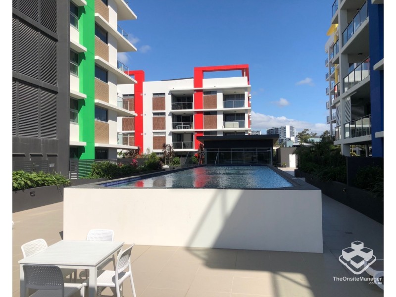ID:21180129/33 Lakefront Crescent, Varsity Lakes QLD 4227
