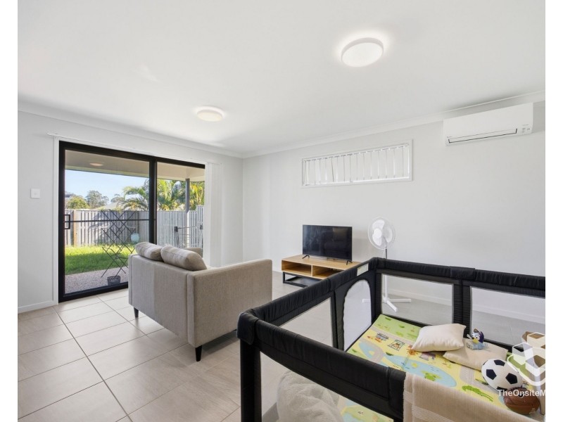 1/674 Foxwell Road, Coomera QLD 4209