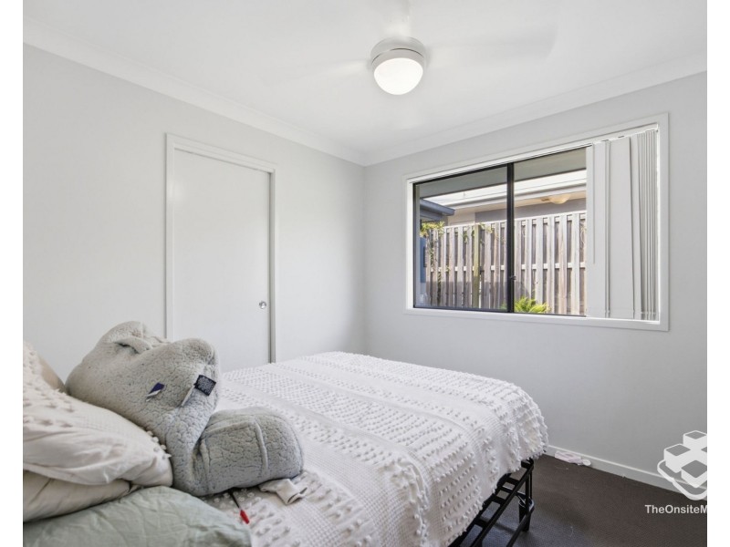 2/674 Foxwell Road, Coomera QLD 4209