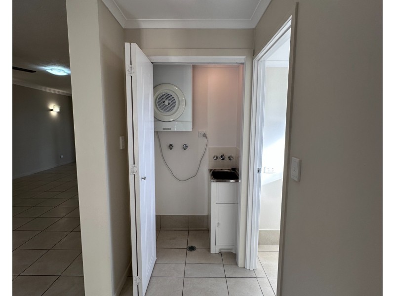 ID:21180224/6-24 Henry St, West End QLD 4810
