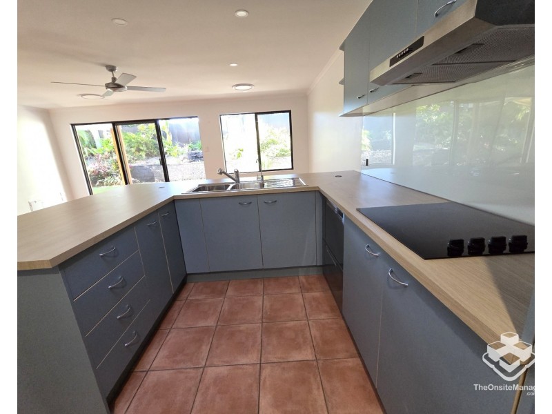 79/9a Browning Boulevard, Battery Hill QLD 4551
