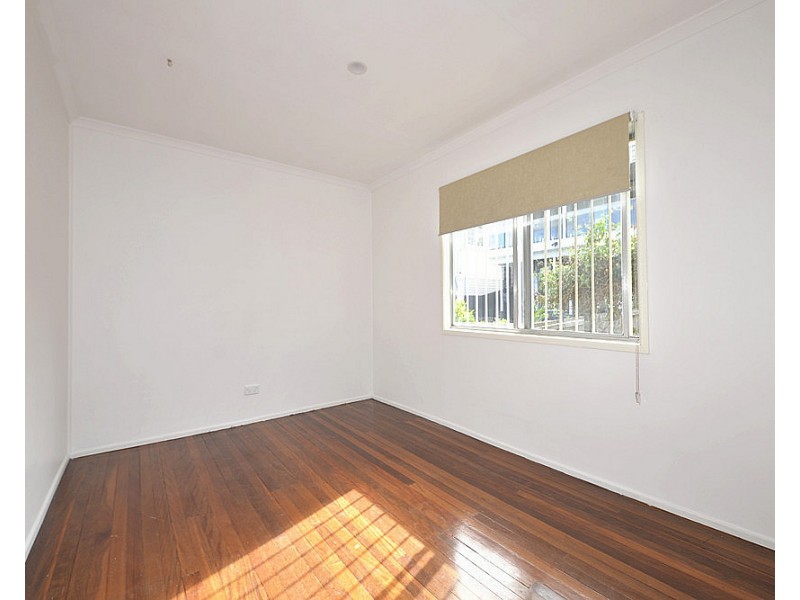 4 Olney Street, Wilston QLD 4051