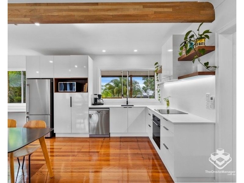55 Regent Street, Wynnum West QLD 4178