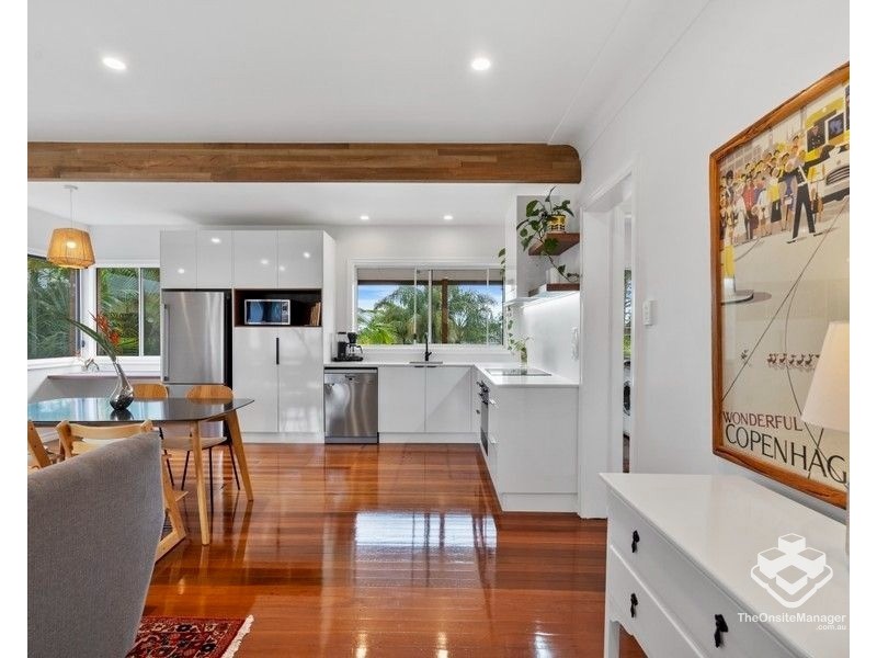 55 Regent Street, Wynnum West QLD 4178