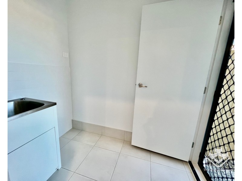 77 Loupos Street, Pallara QLD 4110
