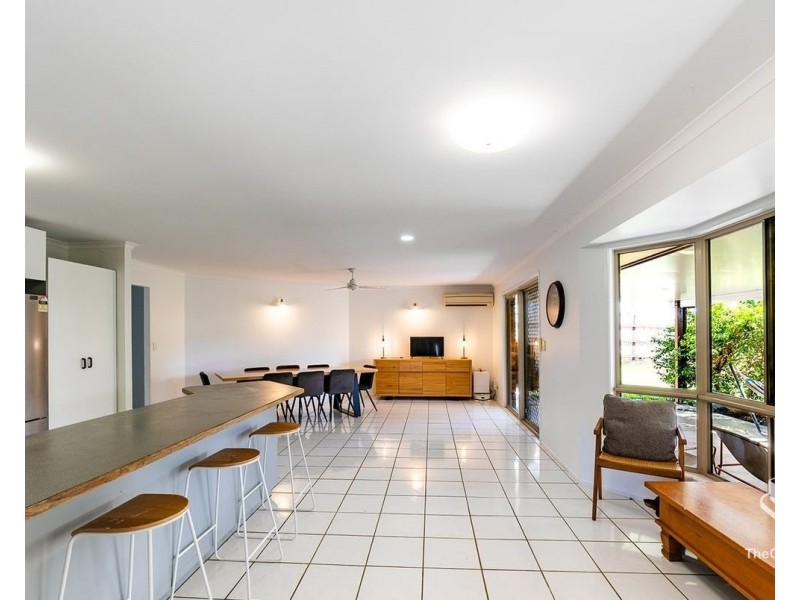 2 Matterson Avenue, Eimeo QLD 4740