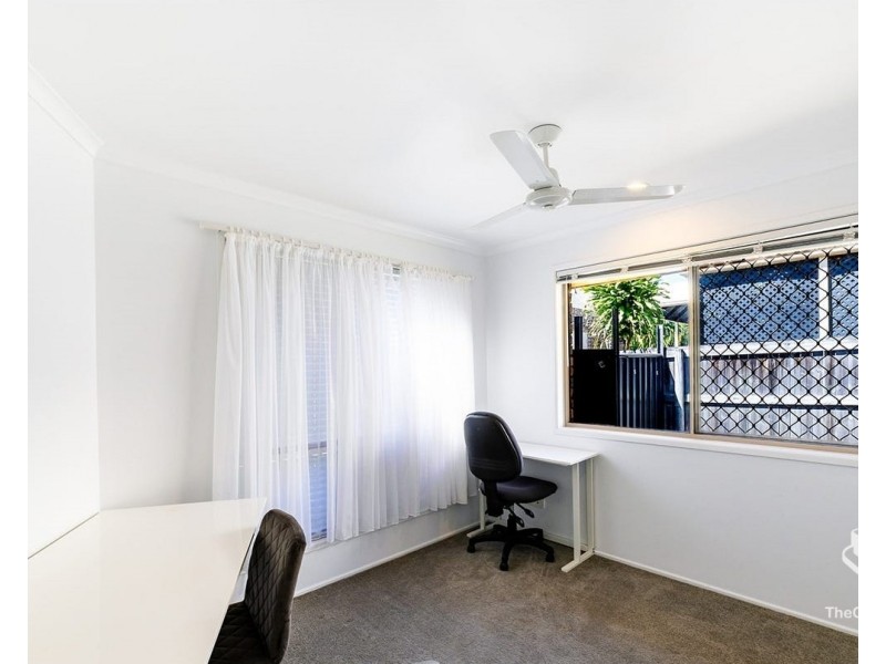 2 Matterson Avenue, Eimeo QLD 4740