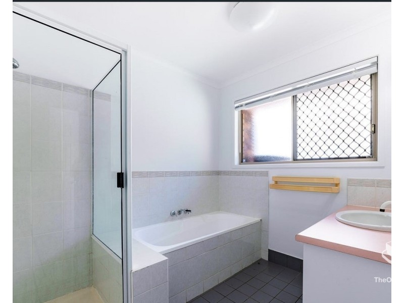 2 Matterson Avenue, Eimeo QLD 4740