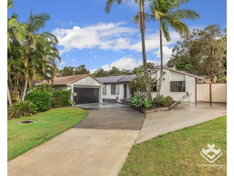 4 Nowra Court, Helensvale QLD 4212