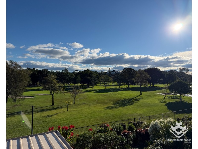 2102/1 The Vistas Drive, Carrara QLD 4211