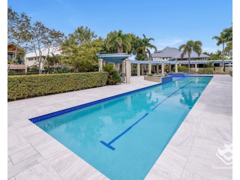2102/1 The Vistas Drive, Carrara QLD 4211