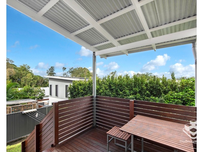 16 Walter Street, Labrador QLD 4215