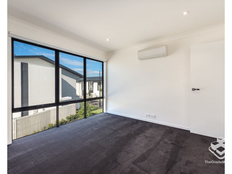 34/1 Ancora Crescent, Hope Island QLD 4212