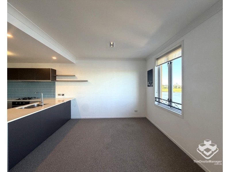 53/3030 The Boulevard, Carrara QLD 4211
