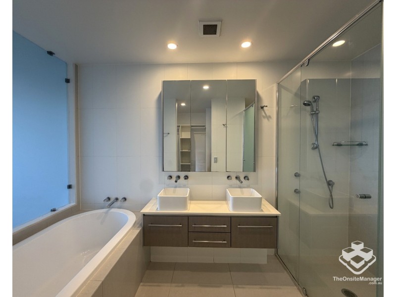 53/3030 The Boulevard, Carrara QLD 4211
