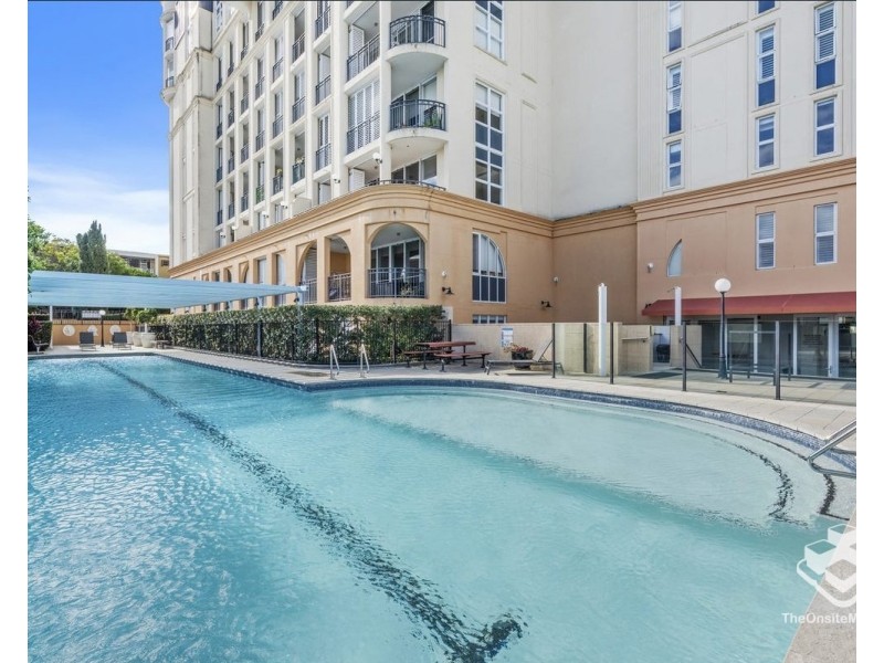 53/3030 The Boulevard, Carrara QLD 4211
