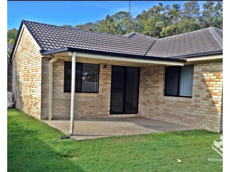 5 Buffalo Crescent, Pacific Pines QLD 4211