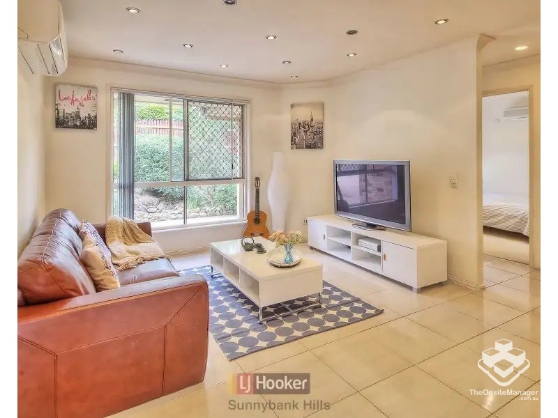 10 Housman Place, Calamvale QLD 4116