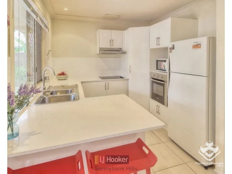 10 Housman Place, Calamvale QLD 4116