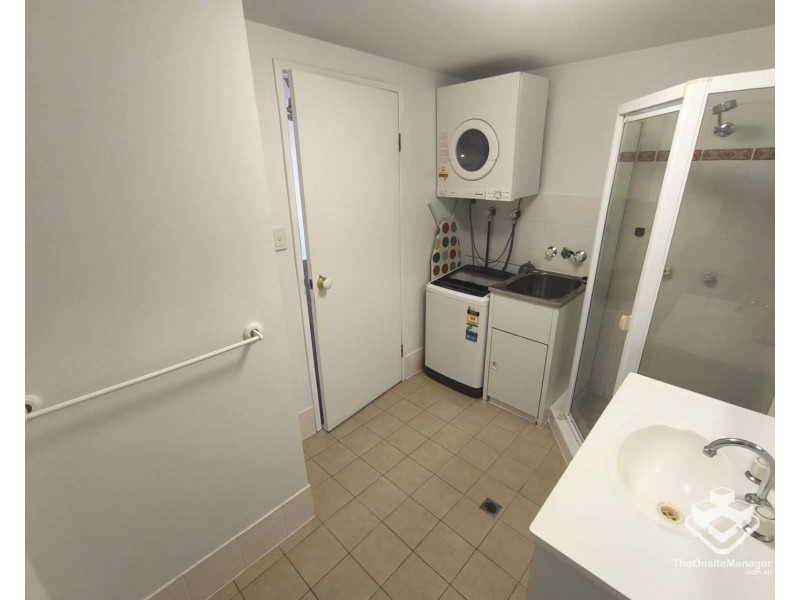ID:21180959/7-13 Barranbali Street, Surfers Paradise QLD 4217