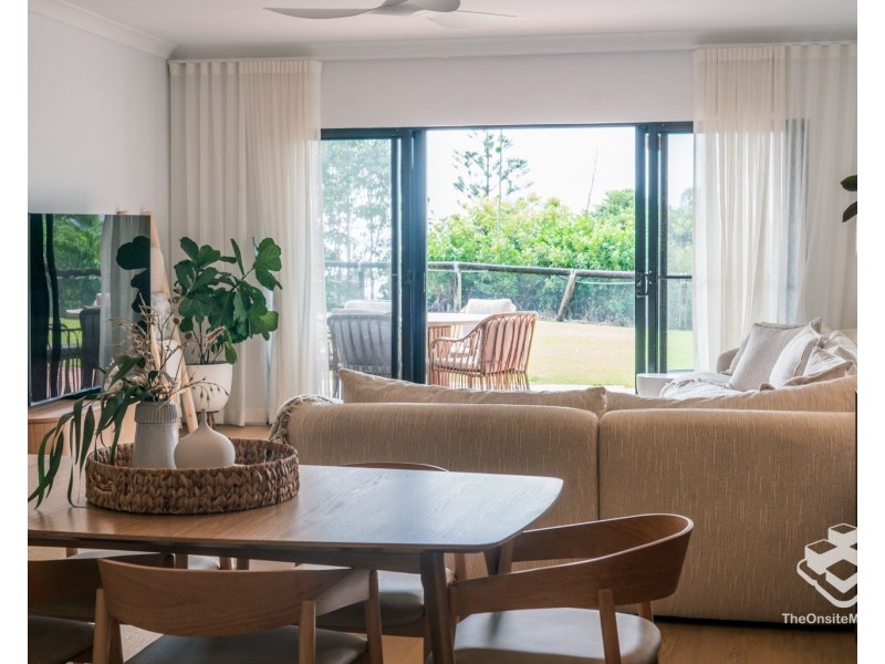 ID:21181019/1 Great Hall Drive, Miami QLD 4220