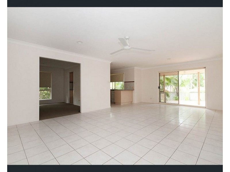 49 Michelangelo Crescent, Mackenzie QLD 4156